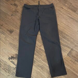 Lululemon Athletica Men's Charcoal Dress Pants